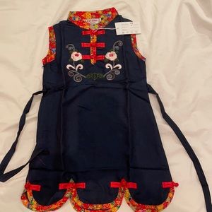 NWT: Girl’s Asian-style dress. Size 4/5.
